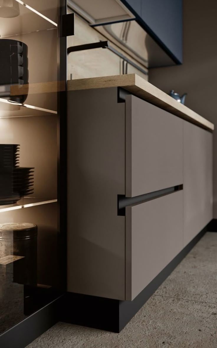 2648 GOLA U PROFILE HANDLE BLACK  6M