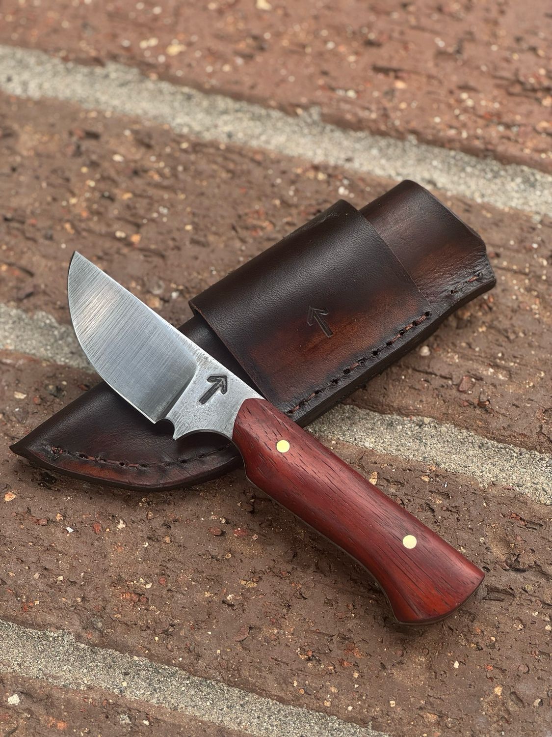 Hunter Scalpel