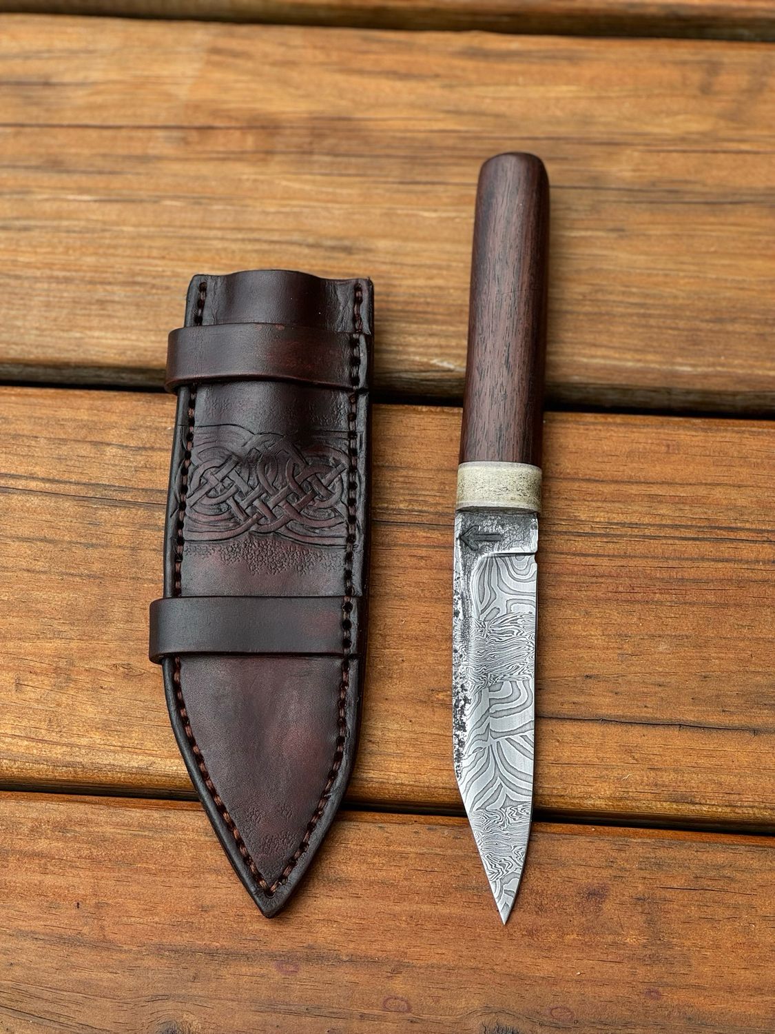 Scrapmascus broke-back baby seax