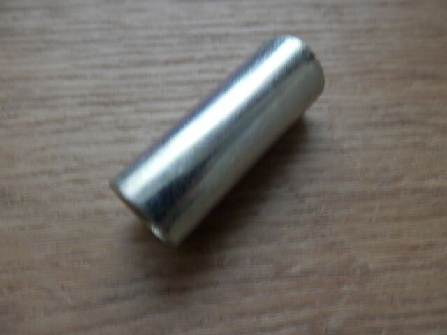 Afstandbus voor reactiestang, set 2 stuks.