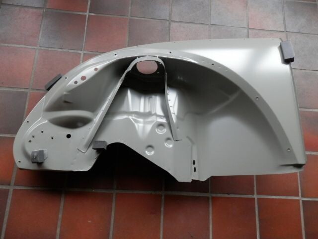 Binnenspatbord 1302-1303, links voor.