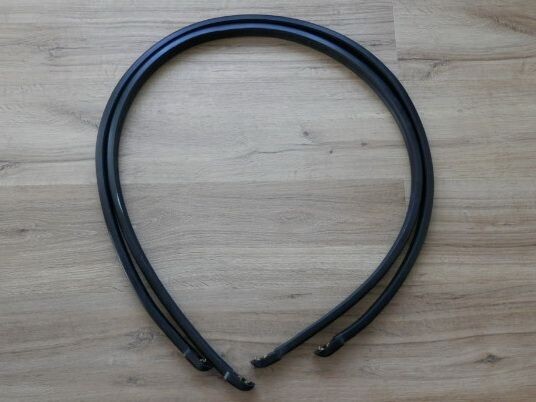 Bumper stootrubber voorzijde Europese bumper van 08-1973 tot 08-1974.