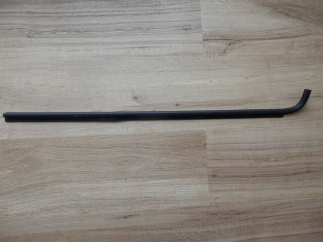 Deurruitrubber rechts binnen/links buiten, Bus T3/T25