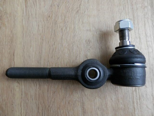Spoorstangkogel rechts binnen, 21 mm. linkse draad, A product