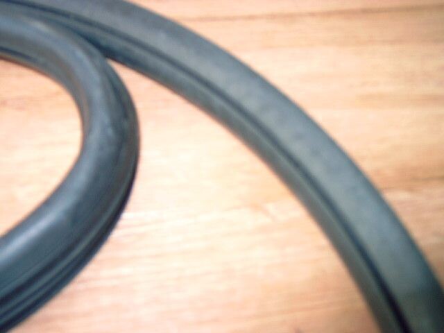 Zijruitrubber midden met groef voor sierlijst, VW Bus T3/T25