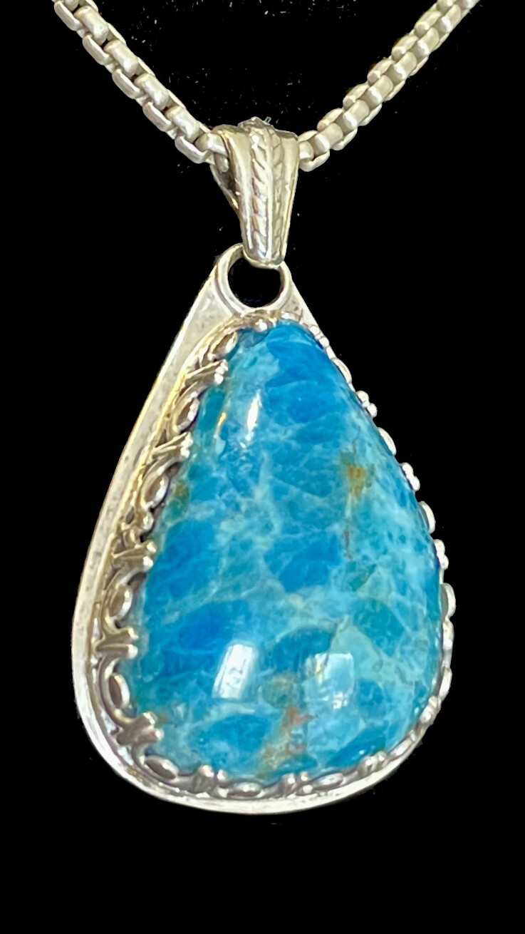 Blue Apatite 925 Silver pendant
