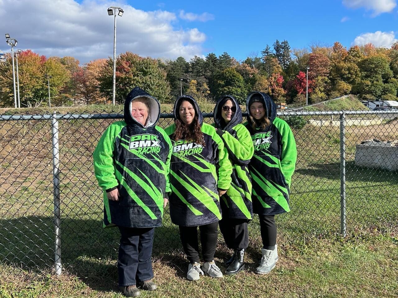 PAKBMX Hoodie Blanket