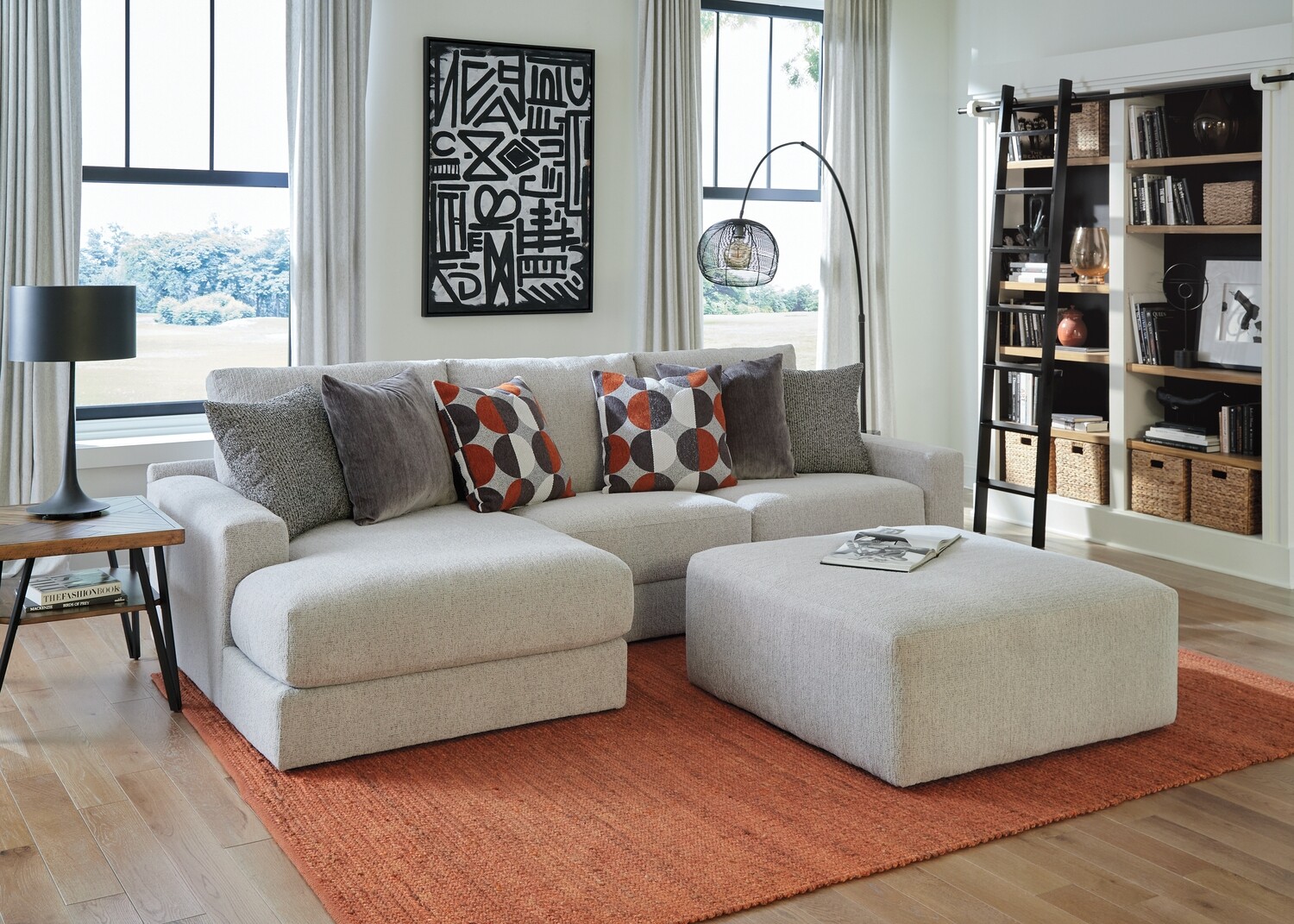 ARLO OTTOMAN - OYSTER