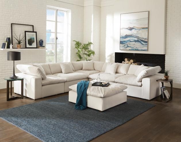 POSH OTTOMAN - PORCELAIN
