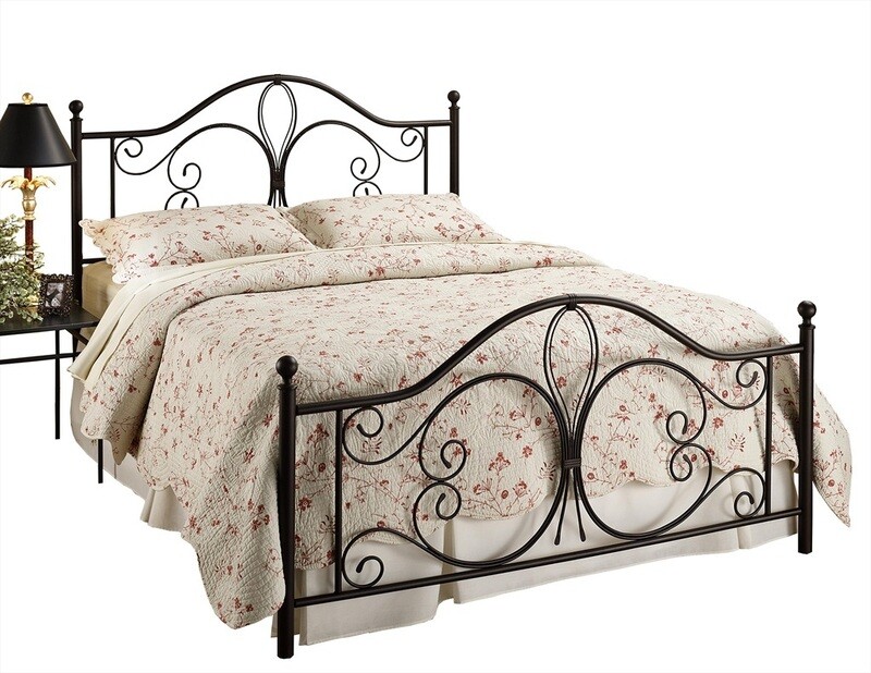 MILWAUKEE WOOD POST BED SET FULL