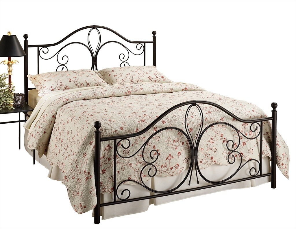 MILWAUKEE METAL BED SET - FULL - RAILS NOT INCLUDED