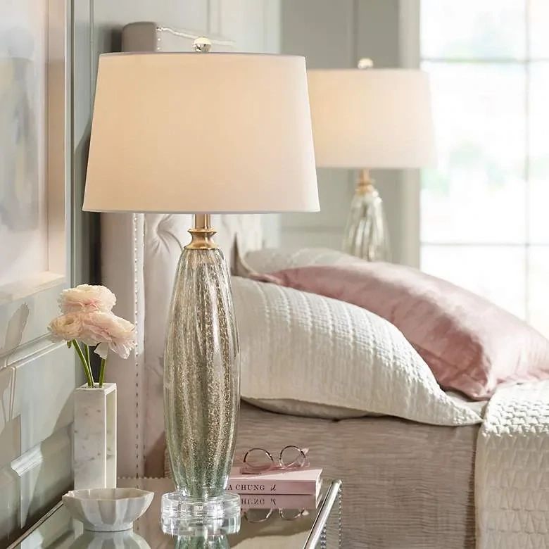 SURI TL-CHAMPAGNE GLASS AND CRYSTAL SET OF 2