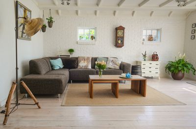 5 Tips to Furnish Small Living Spaces