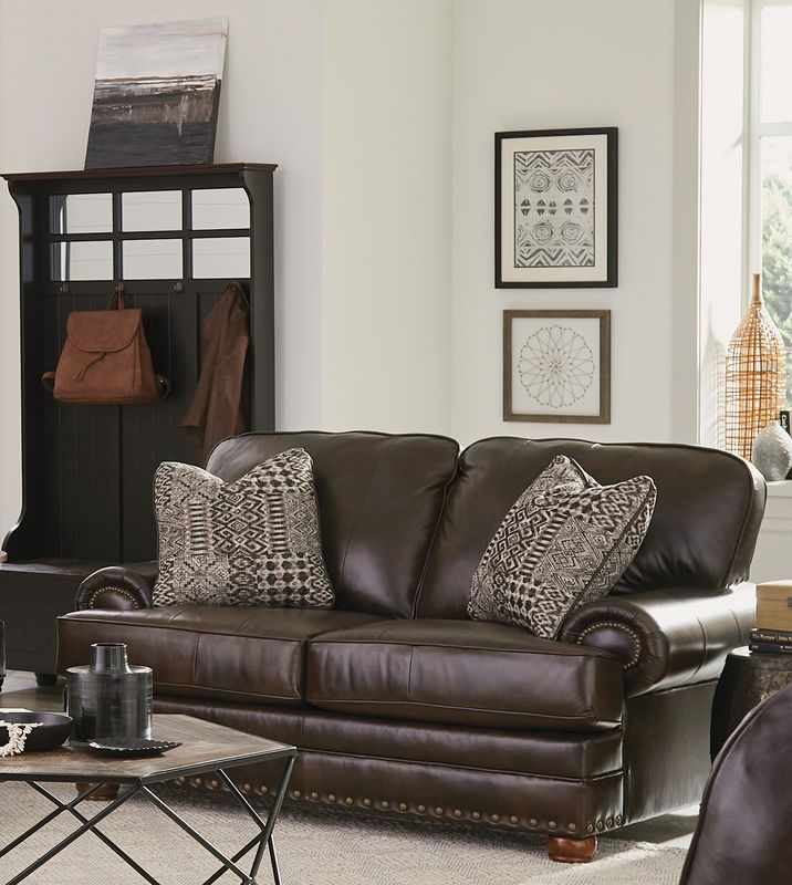 ROBERTO LEATHER LOVESEAT