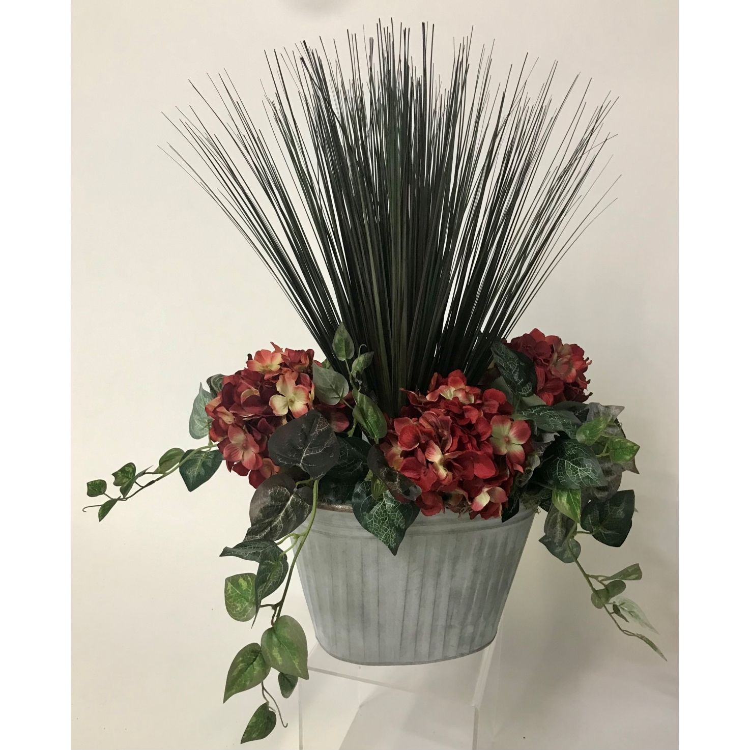 HYDRANGEAS WITH IVY IN OVAL METAL PLANTER
