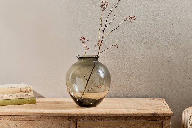 Glass Vase Wide Smoke