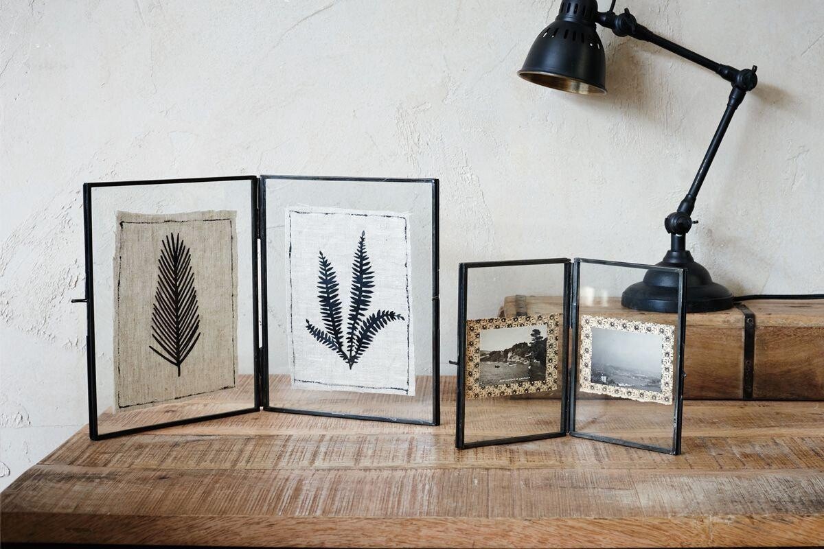 Folded Danta Frame - Antique Black - Portrait 8x10&quot;