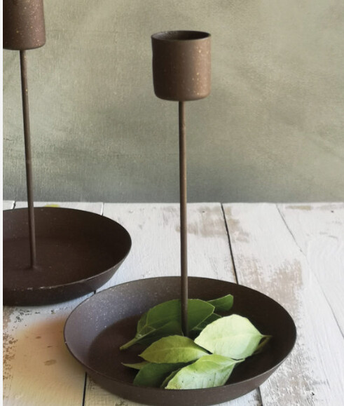 Simple Wire Candlestick Rust