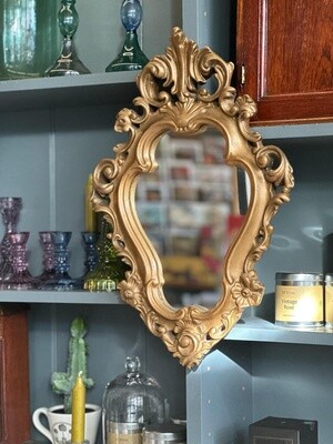 Vintage gilt Mirror