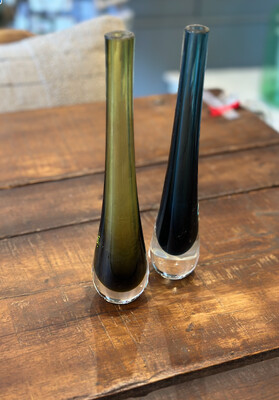 Bud vase large