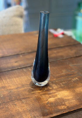 Bud vase small
