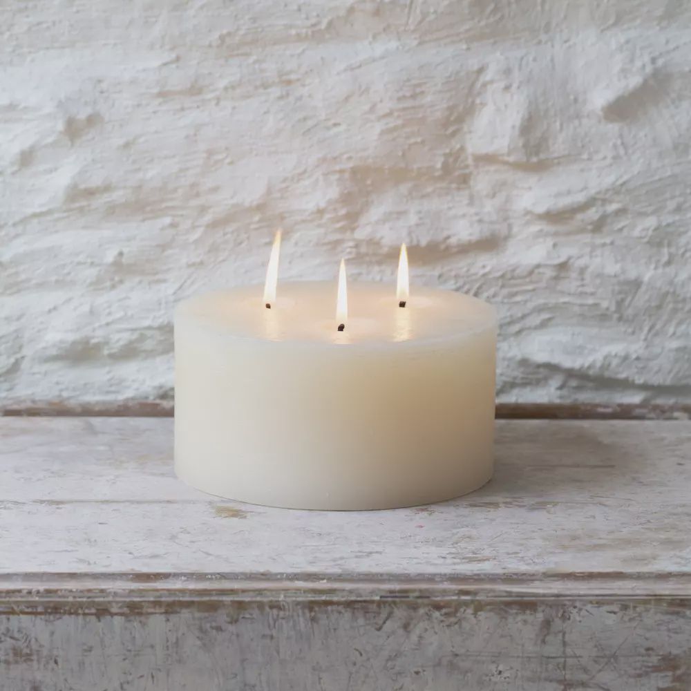 G I Rustic Candle/3 Wicks