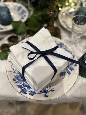 Set of Six  Large Vintage Linen Napkins/57x57cm