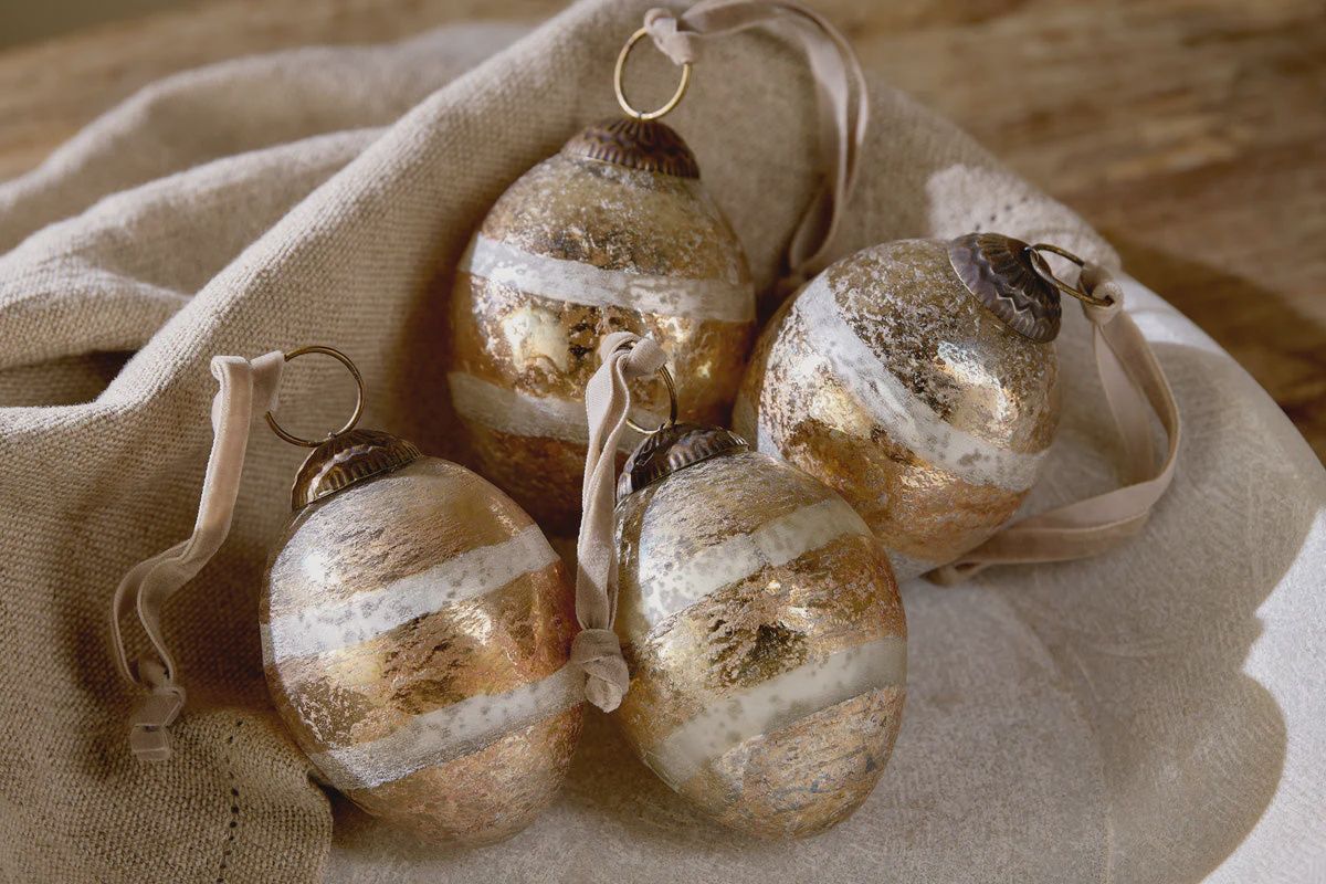 Viti Gold Baubles
