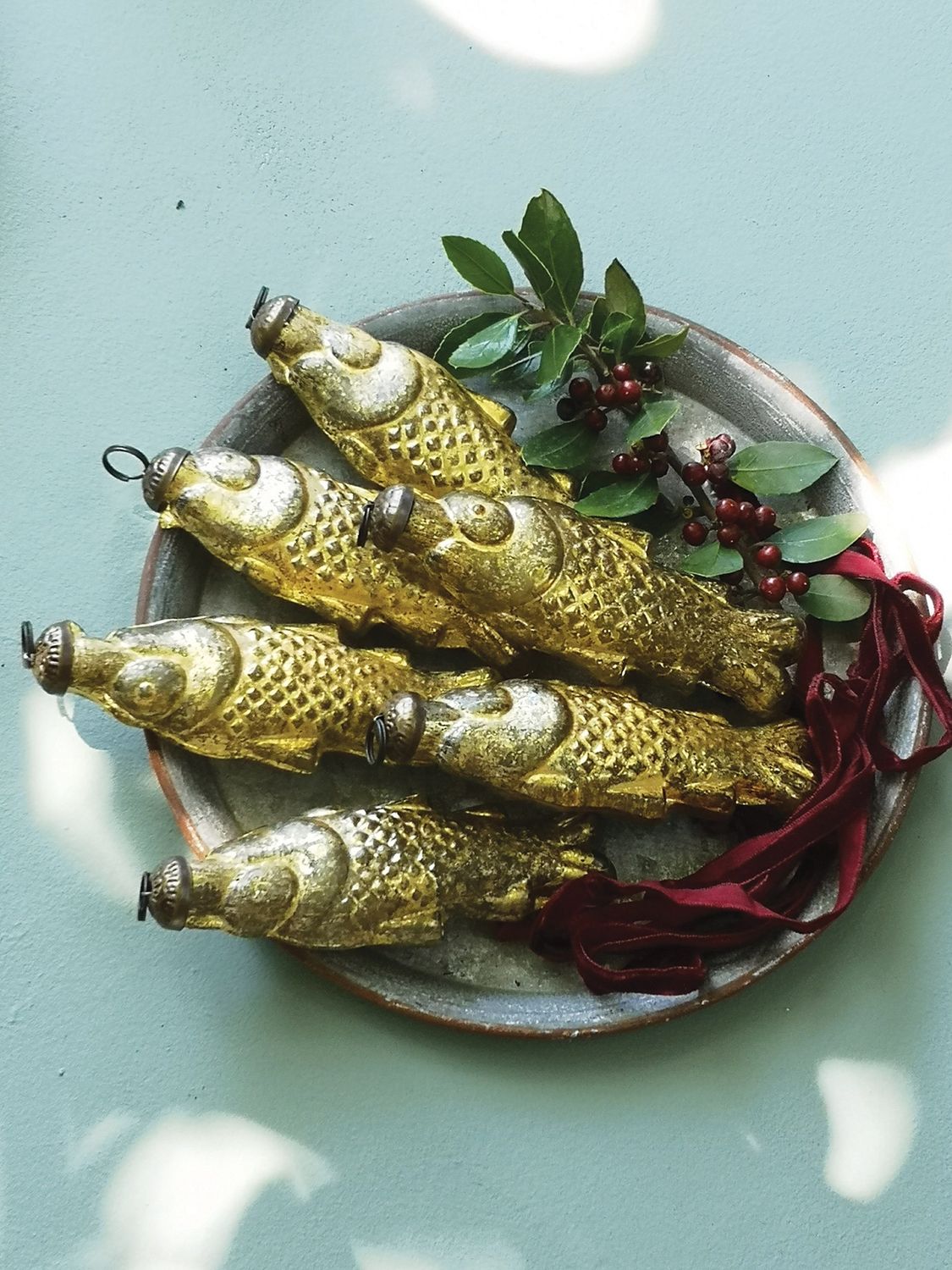 Antique Gold Fish Decoration (One)