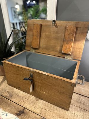 Vintage Pine Box Painted inside TC29