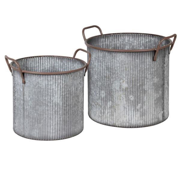 CH/Ribbed Metal Planter