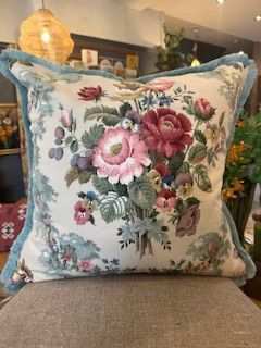 Vintage Edged Large Floral Sq. Cushion