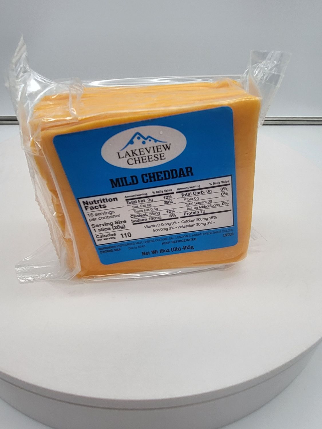 Lakeview cheese Mild cheddar 1 pound slices