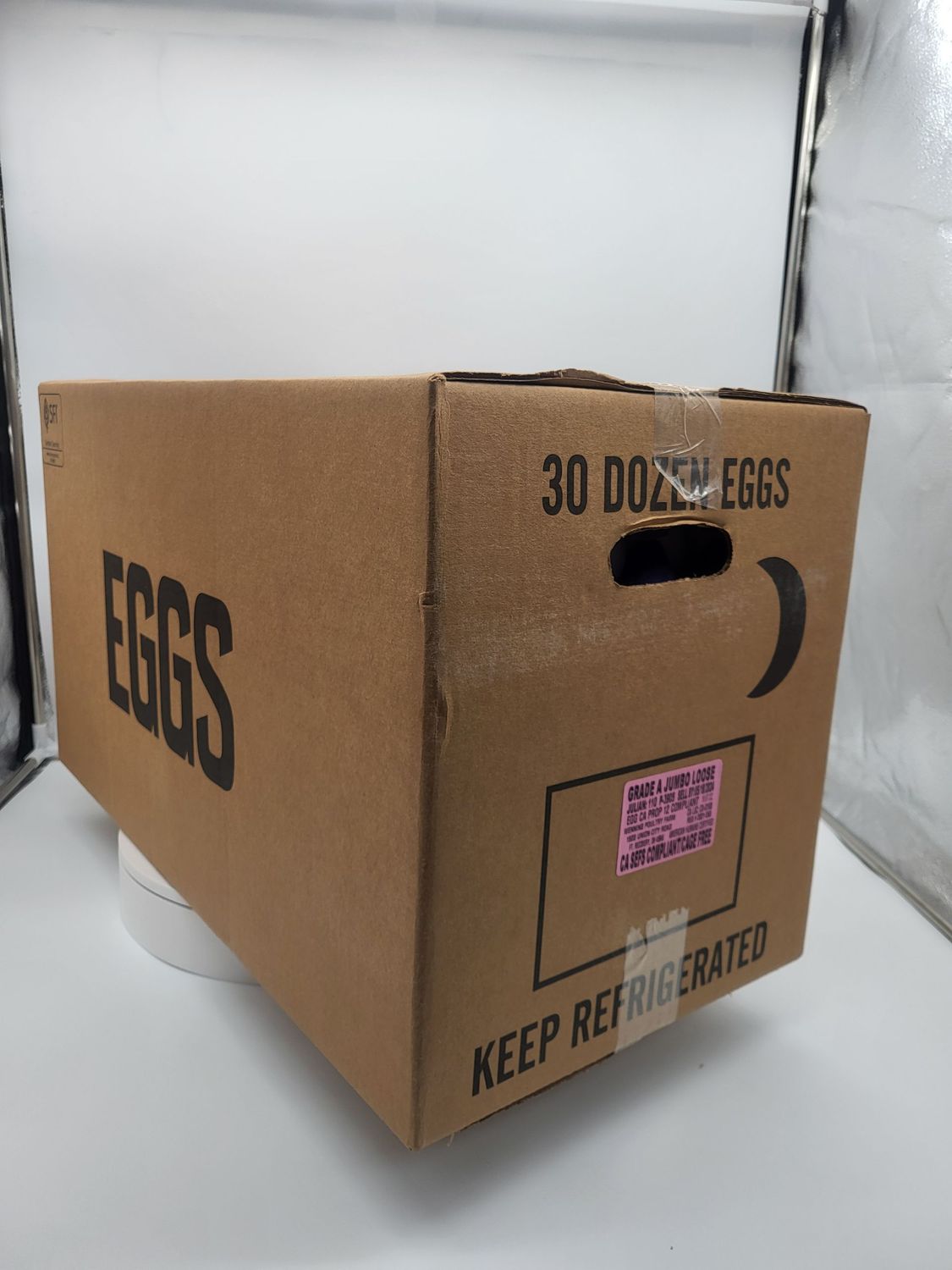 Eggs Jumbo loose 200 count box
