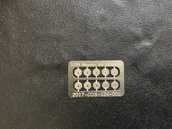 SCANIA logo’s for Front hubs