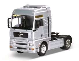 1/32 MAN TG510A tractor, silver