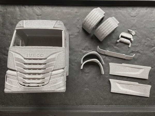 Iveco S way 1/24