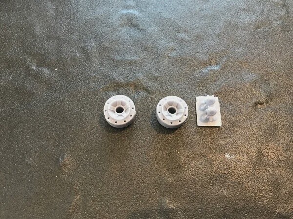 VOLVO FRONT HUB 2st