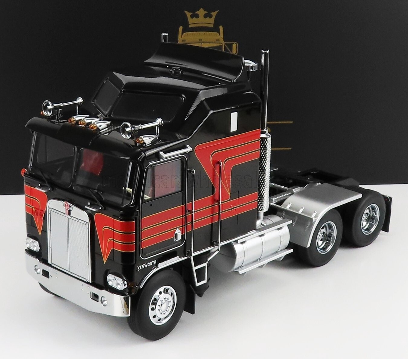 KENWORTH - K100 AERODYNE TRACTOR TRUCK 3-ASSI 1976 - BLACK RED