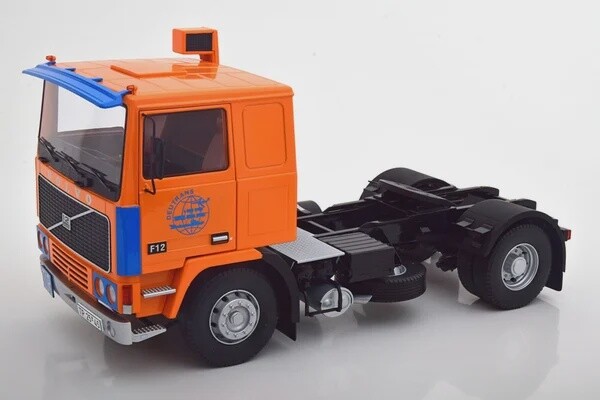 VOLVO F12 &quot;Deutrans&quot; oranje