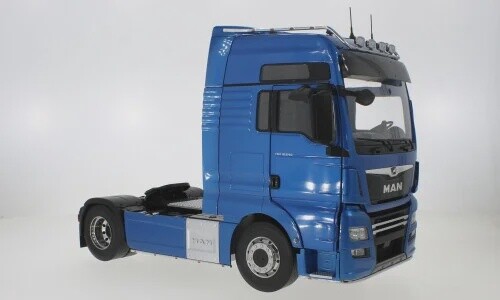 MAN TGX XXL Mettalic blauw