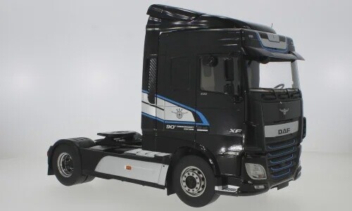 DAF XF SPACE CAB ZWART