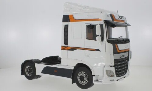 DAF XF SPACE CAB WIT