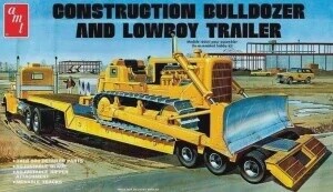 Lowboy Trailer &amp; Bulldozer Combo