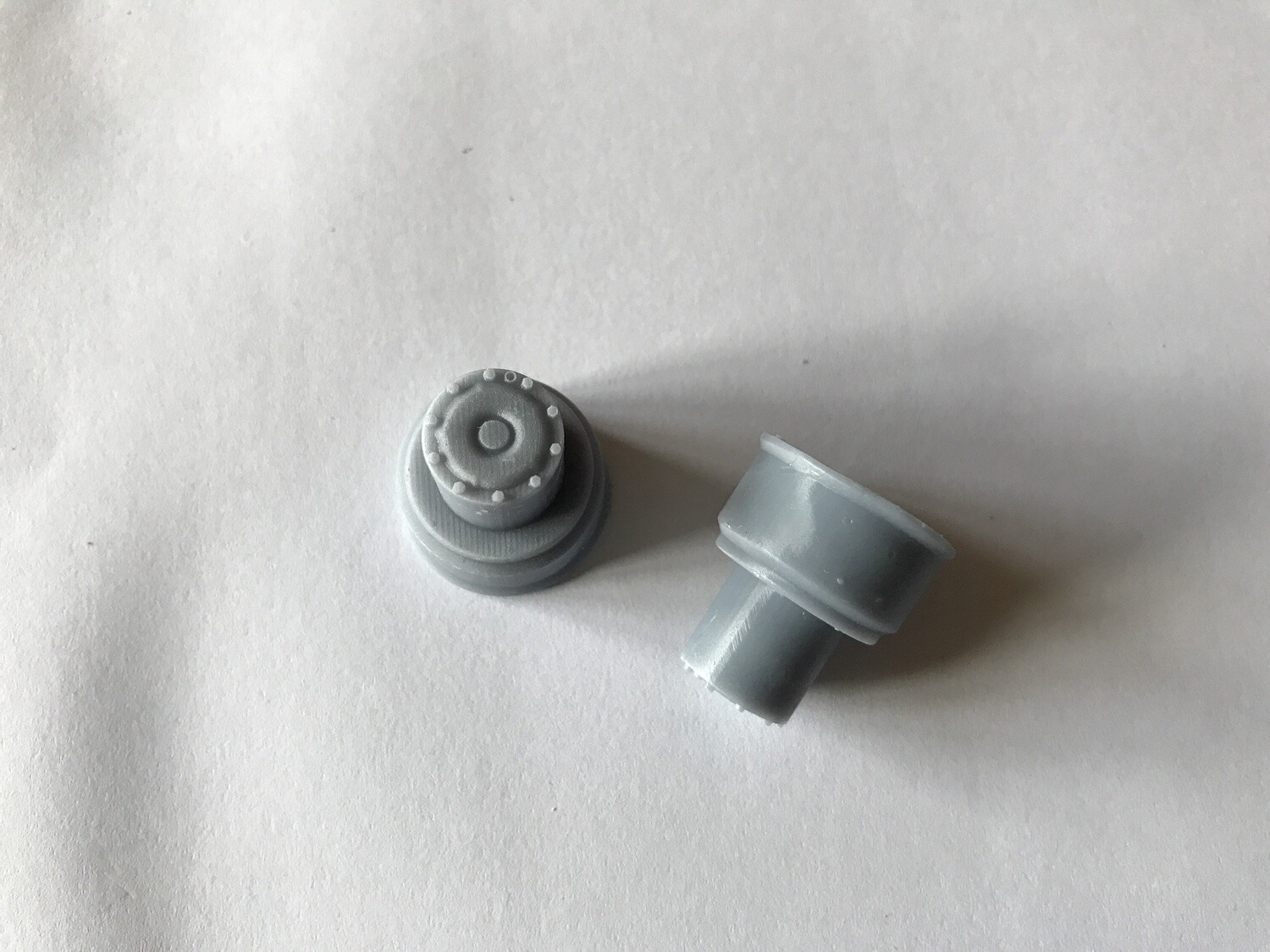 Mercedes NG/SK drive axle hubs with drum brake