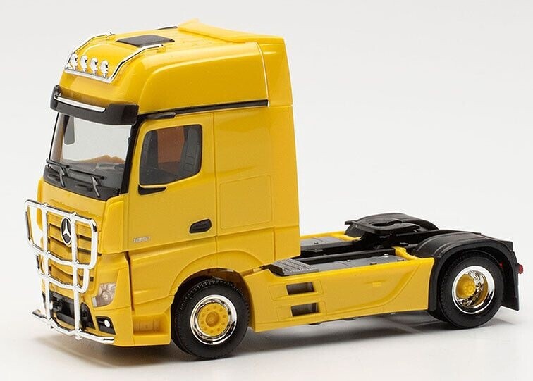 Mercedes Benz Actros G. + bullbar en lampenbeugel, geel
