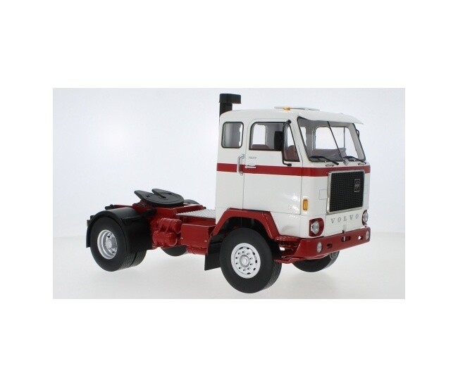 MCG Volvo F88 1971 weiss/rot MCG18141