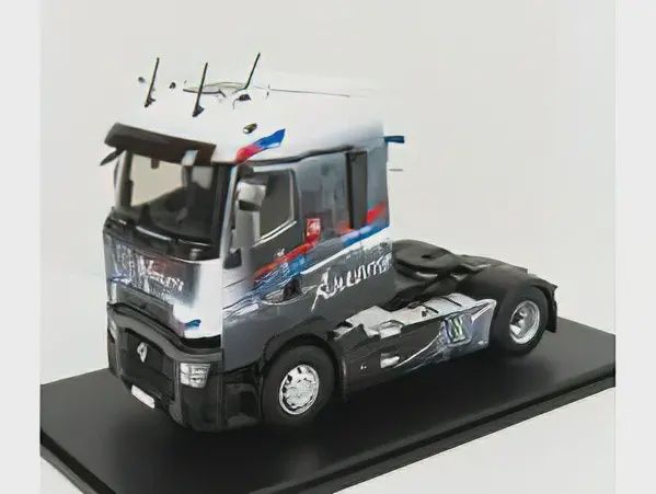 Renault T-Line High Tractor 4x2 &#39;Auxerre&#39; 2021 - 1:43 - Eligor