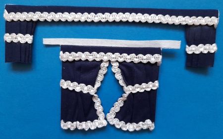 Curtain Set Dark Blue/White for Truck Cab 1:24/25