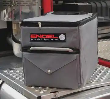 Protective cover for ENGEL MT17F